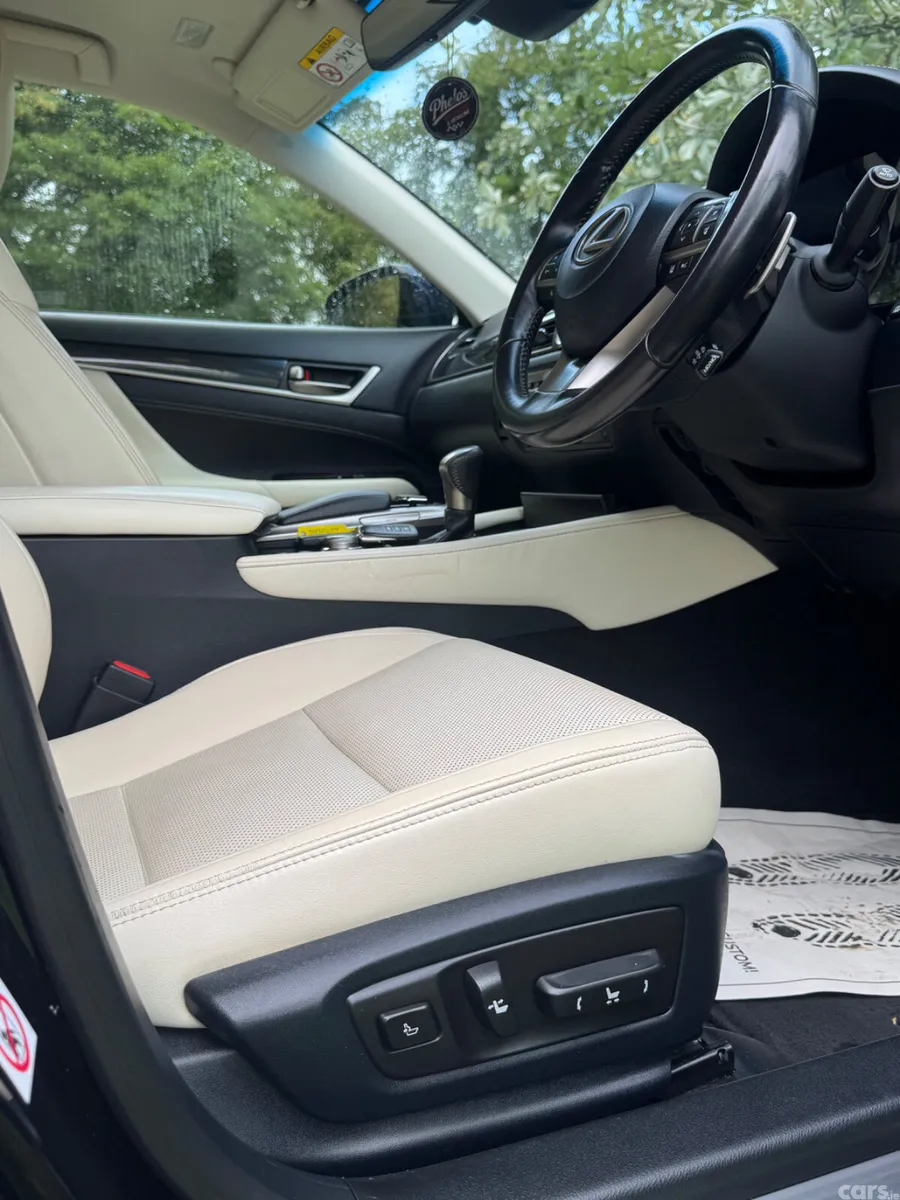 Lexus GS Saloon, Petrol Hybrid, 2016, Blue