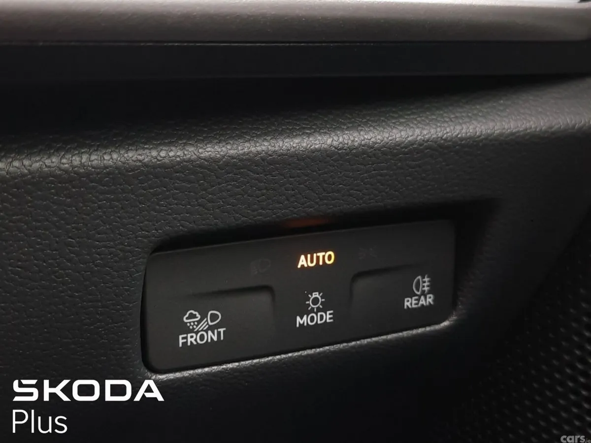 Skoda Superb Saloon, Diesel, 2026, Black