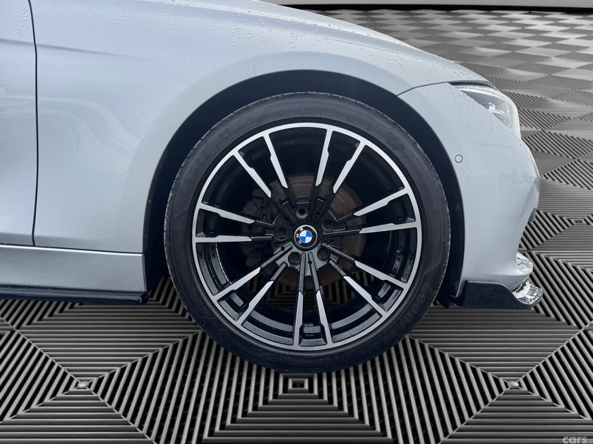 BMW 3-Series Estate, Diesel, 2019, Silver