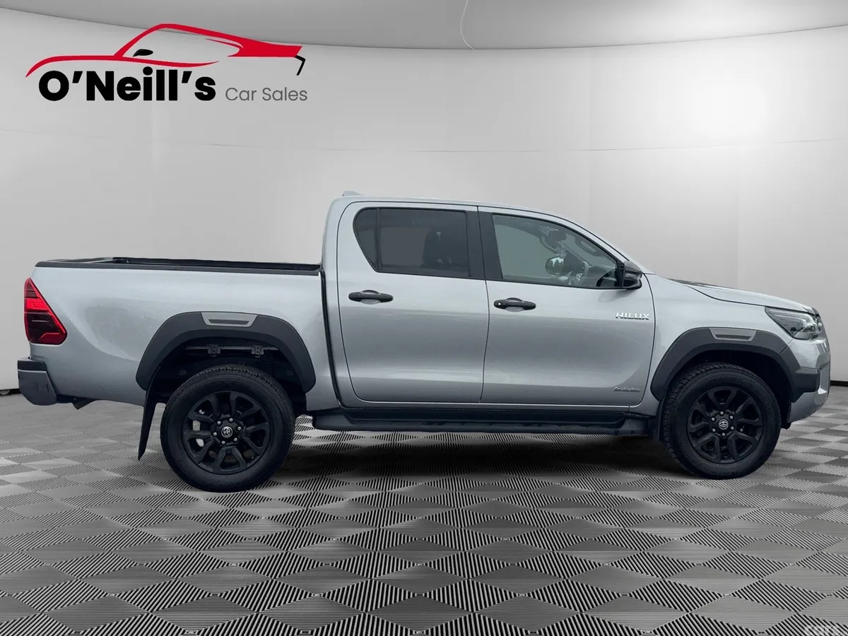 Toyota Hilux Pick Up, Diesel, 2025, Silver