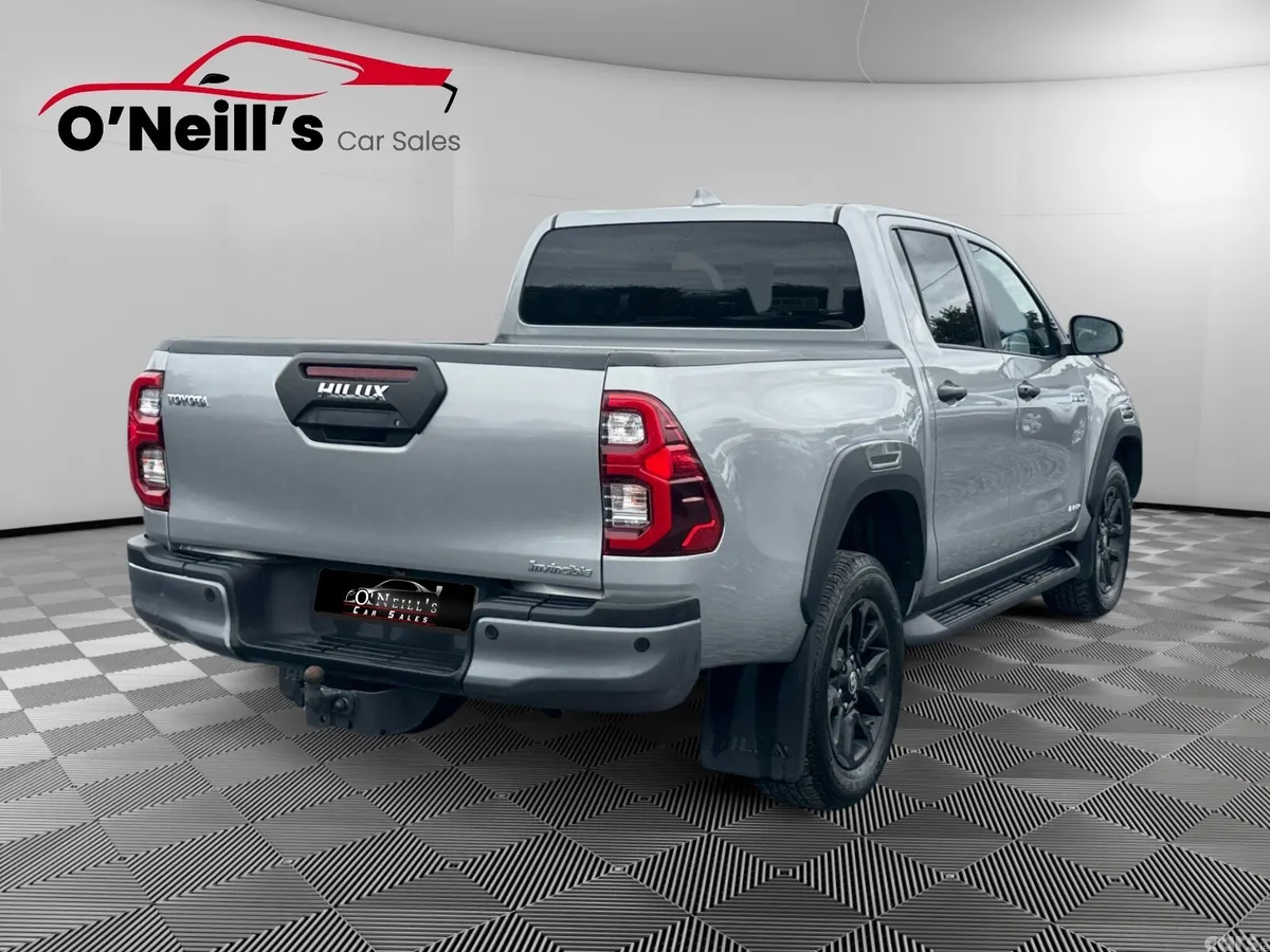 Toyota Hilux Pick Up, Diesel, 2025, Silver
