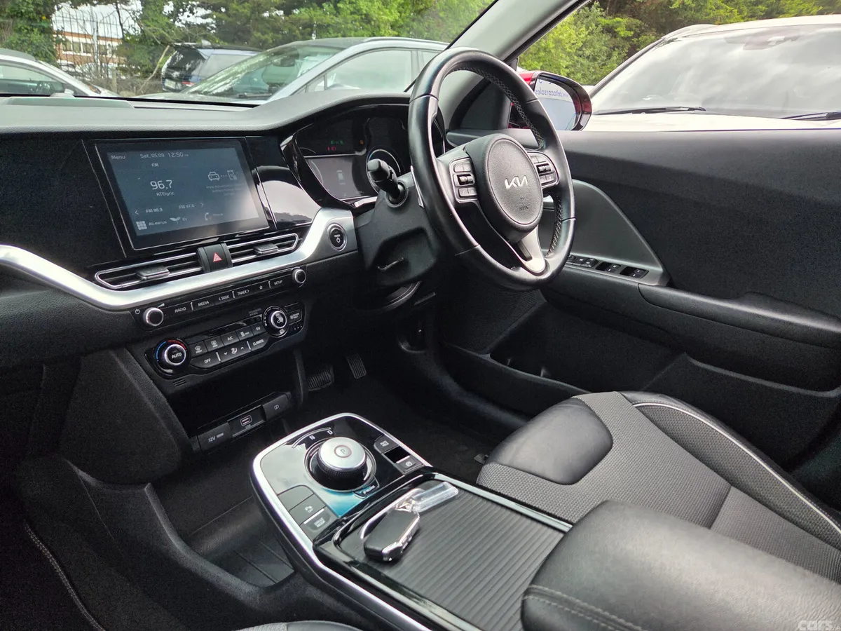 Kia e-Niro SUV, Electric, 2022, Red