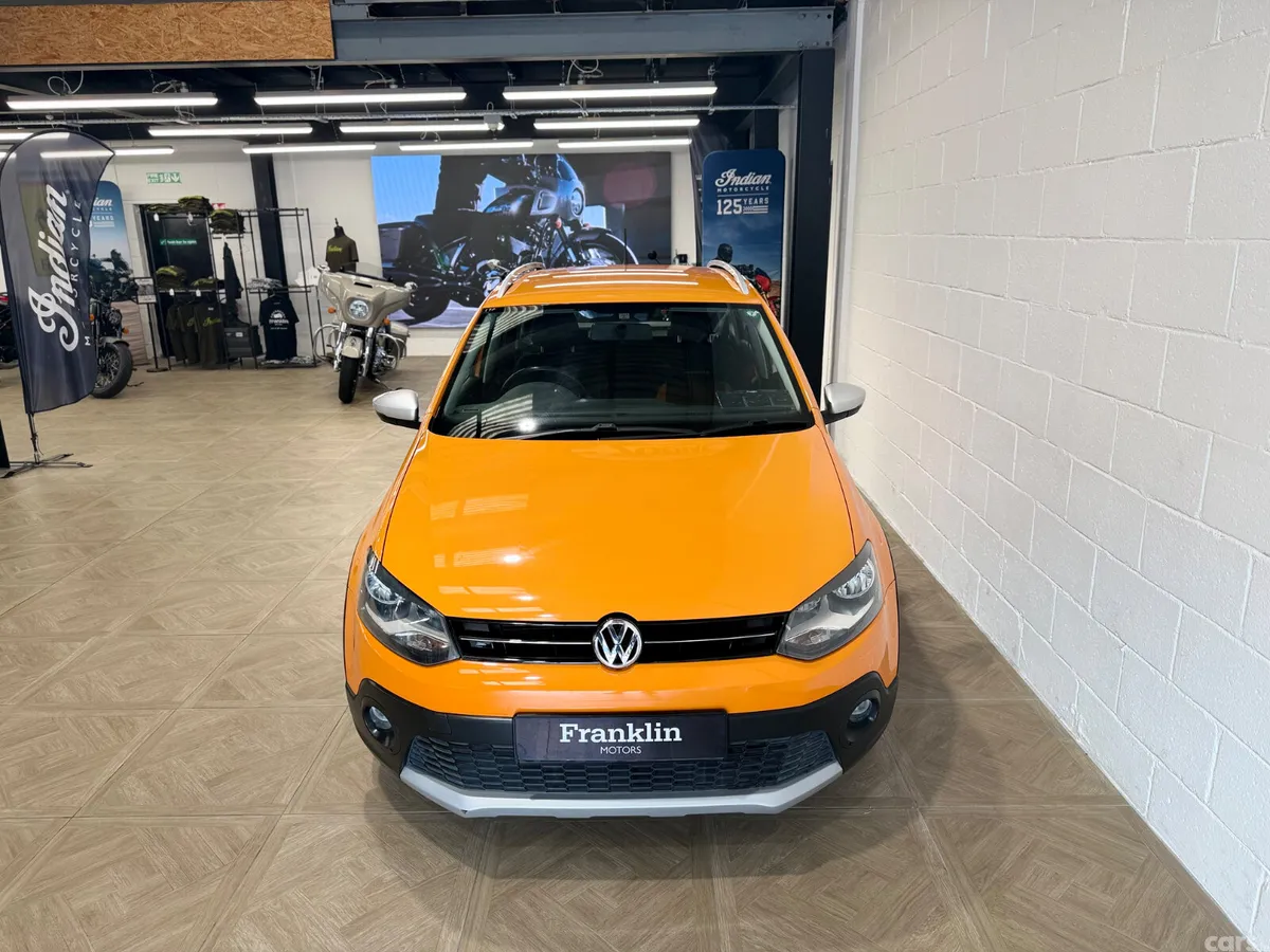 Volkswagen Polo Hatchback, Petrol, 2013, Orange