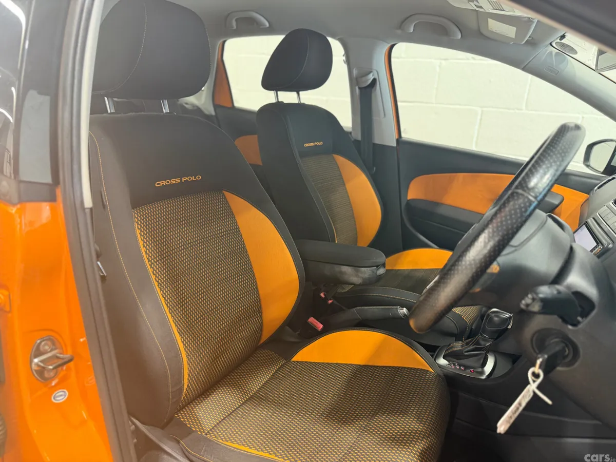 Volkswagen Polo Hatchback, Petrol, 2013, Orange