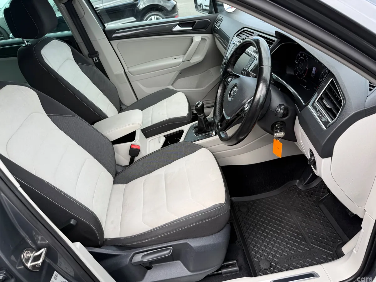 Volkswagen Tiguan SUV, Diesel, 2017, Grey