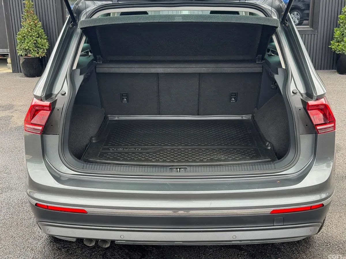 Volkswagen Tiguan SUV, Diesel, 2017, Grey