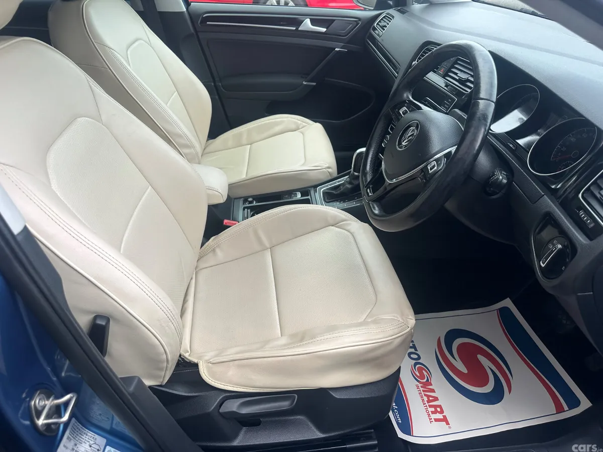 Volkswagen Golf Hatchback, Petrol, 2015, Blue