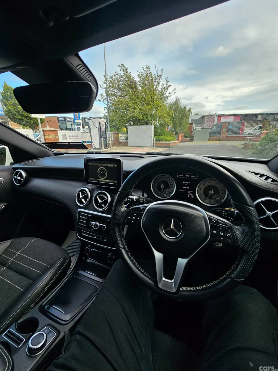 Mercedes-Benz A-Class Hatchback, Petrol, 2013, White