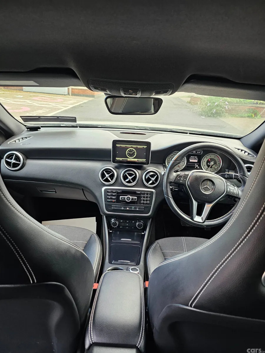 Mercedes-Benz A-Class Hatchback, Petrol, 2013, White