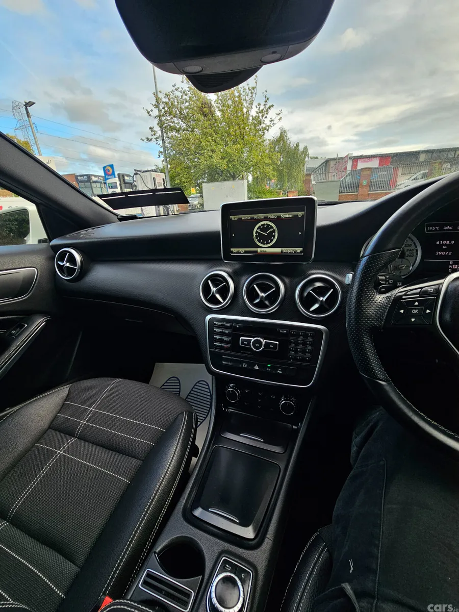 Mercedes-Benz A-Class Hatchback, Petrol, 2013, White