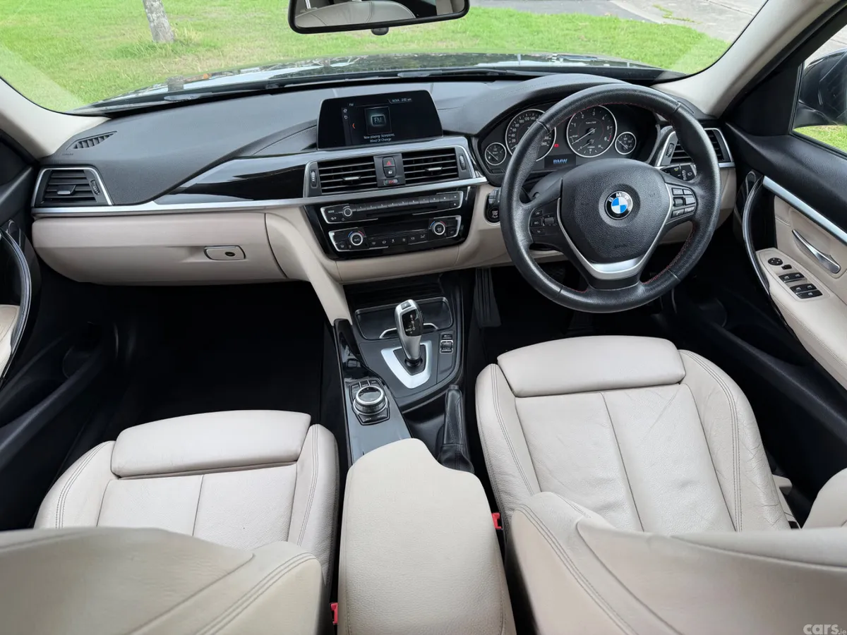 BMW 3-Series Estate, Diesel, 2018, Black