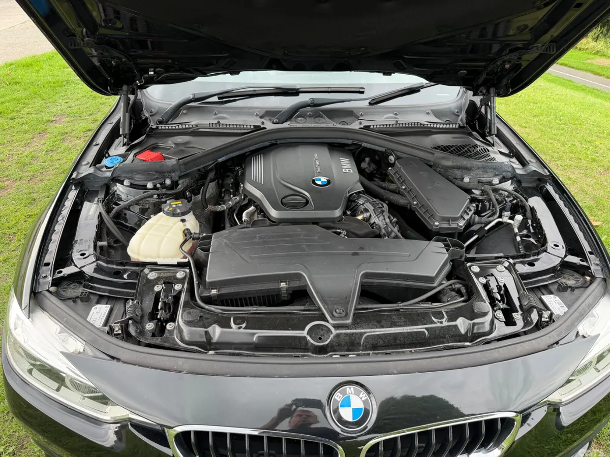 BMW 3-Series Estate, Diesel, 2018, Black