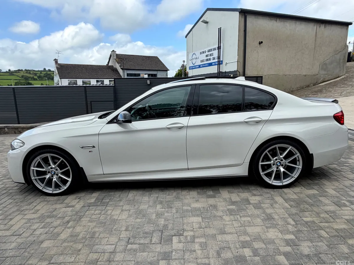 BMW 5-Series Saloon, Diesel, 2013, White