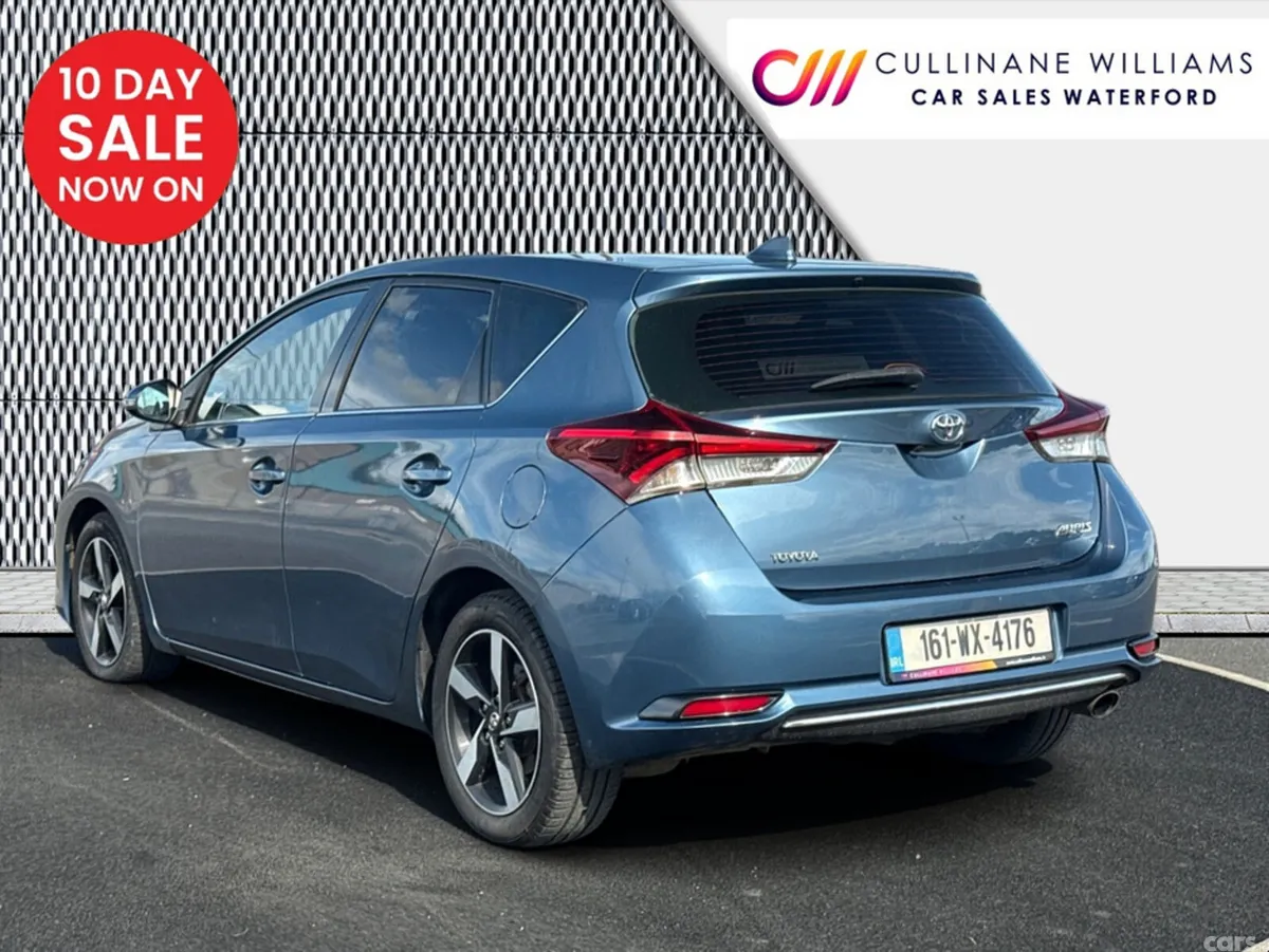Toyota Auris Hatchback, Diesel, 2016, Blue