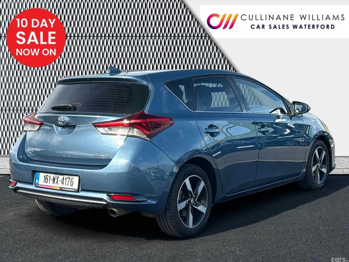 Toyota Auris Hatchback, Diesel, 2016, Blue