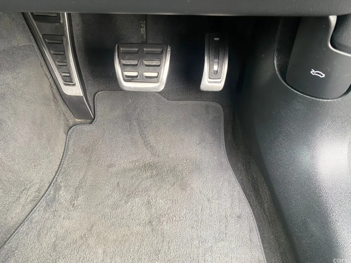 Audi A4 Saloon, Diesel, 2021, Blue
