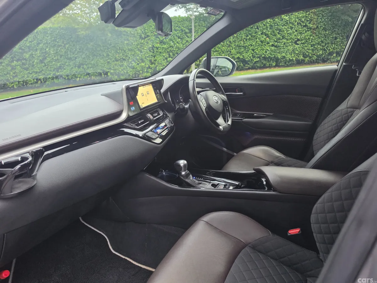 Toyota C-HR Hatchback, Petrol Hybrid, 2018, Red