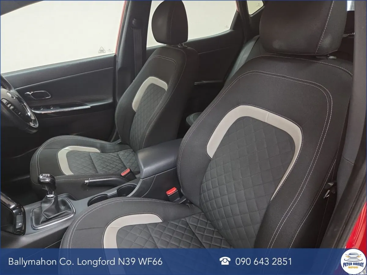Kia Ceed Hatchback, Diesel, 2016, Red