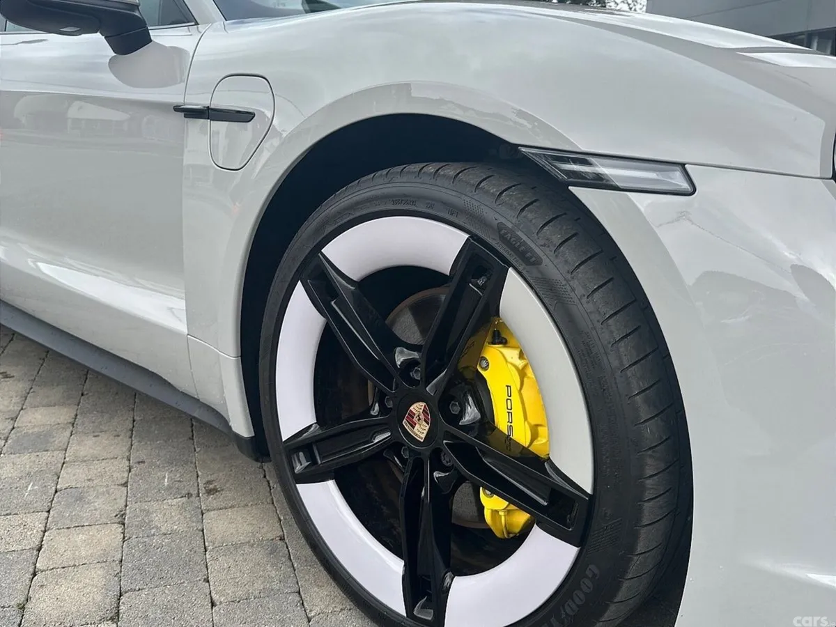 Porsche Taycan Coupe, Electric, 2025, Grey