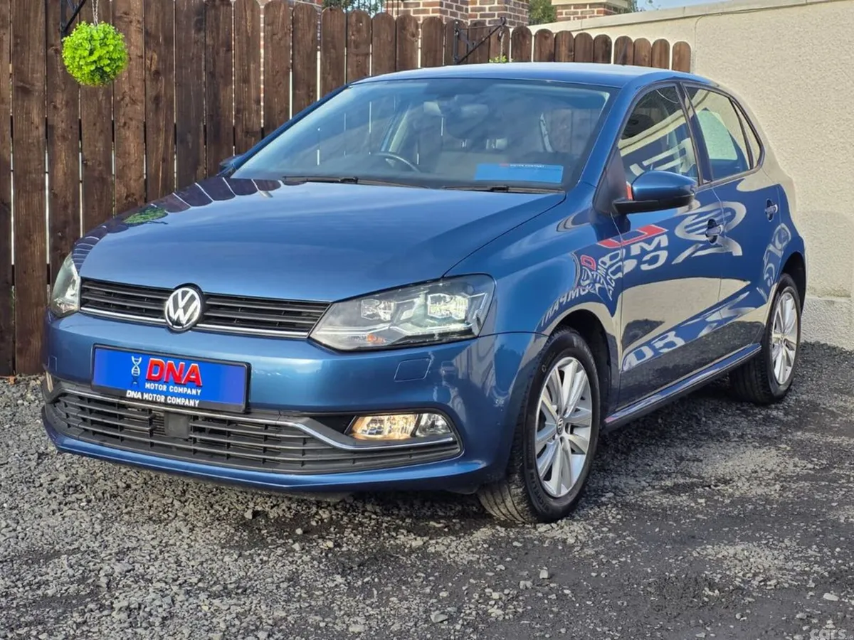 Volkswagen Polo Hatchback, Petrol, 2017, Blue