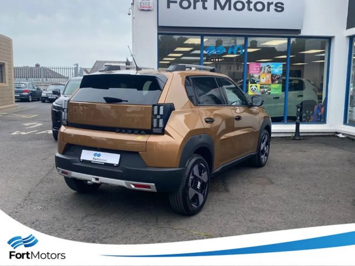 Fiat Grande Panda SUV, Electric, 2027, Brown