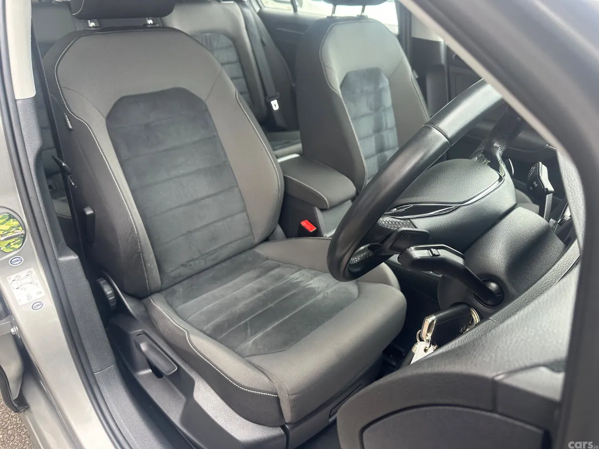 Volkswagen Golf Hatchback, Petrol, 2014, Silver