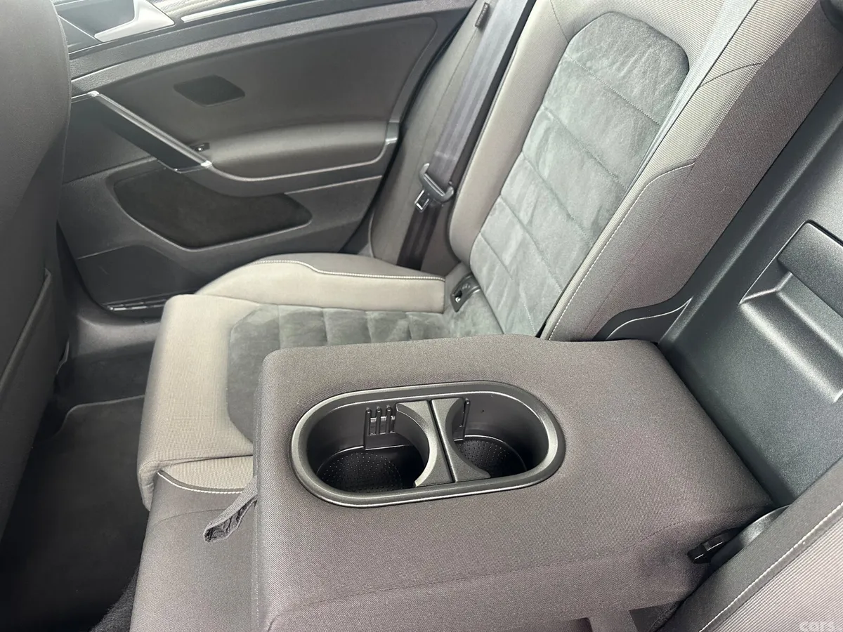 Volkswagen Golf Hatchback, Petrol, 2014, Silver