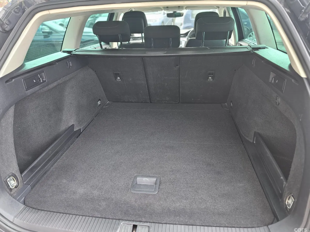 Volkswagen Passat Estate, Diesel, 2016, Grey