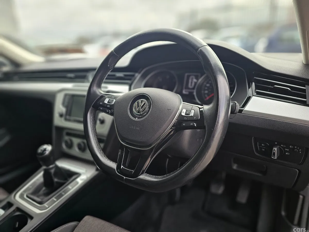 Volkswagen Passat Estate, Diesel, 2016, Grey