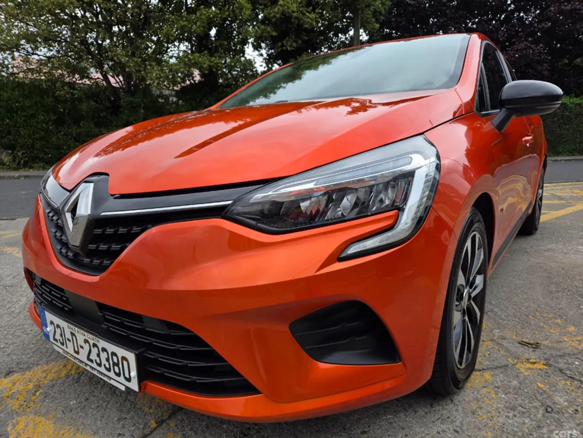 Renault Clio Hatchback, Petrol, 2023, Orange