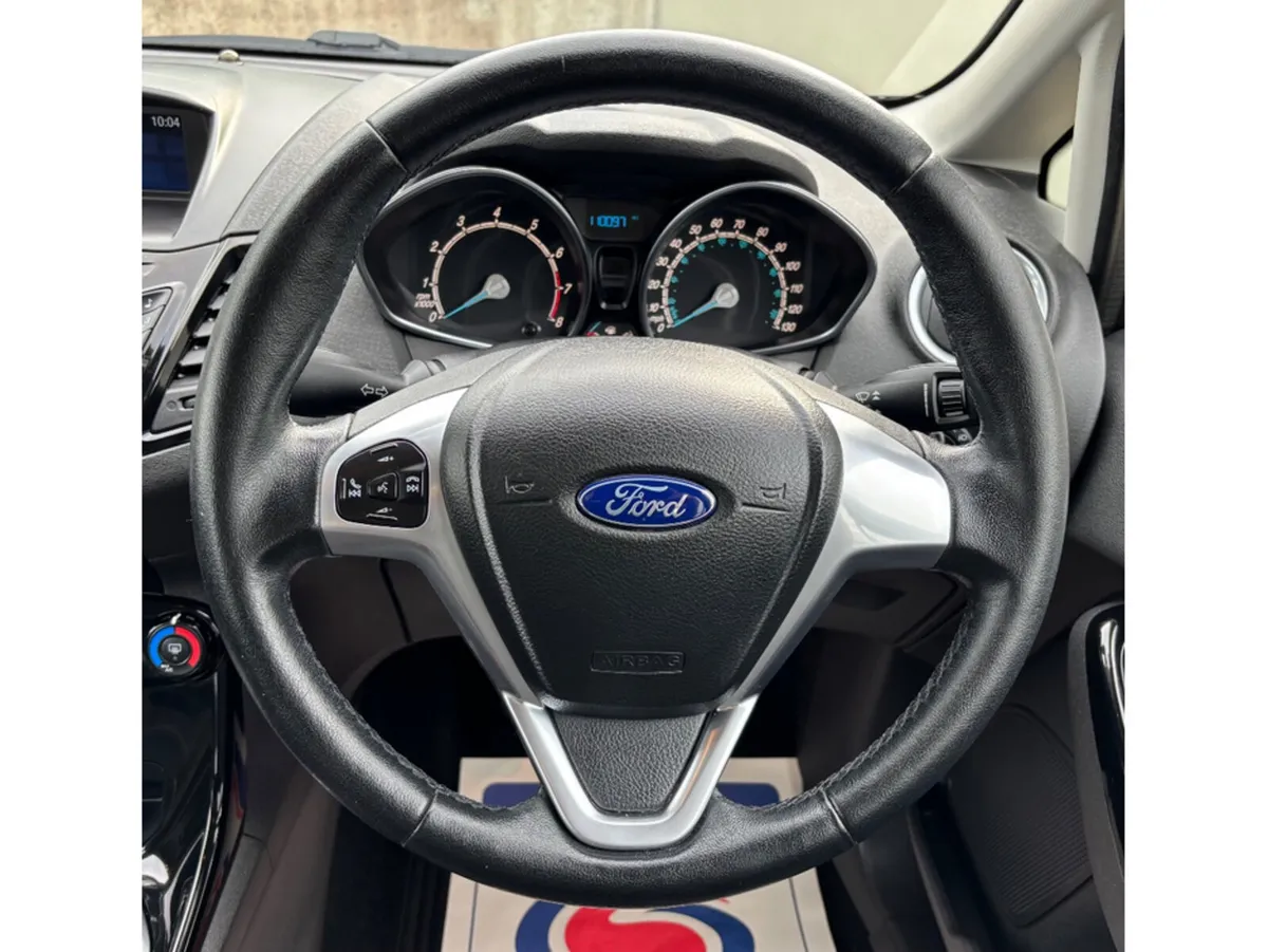 Ford Fiesta Hatchback, Petrol, 2016, Grey