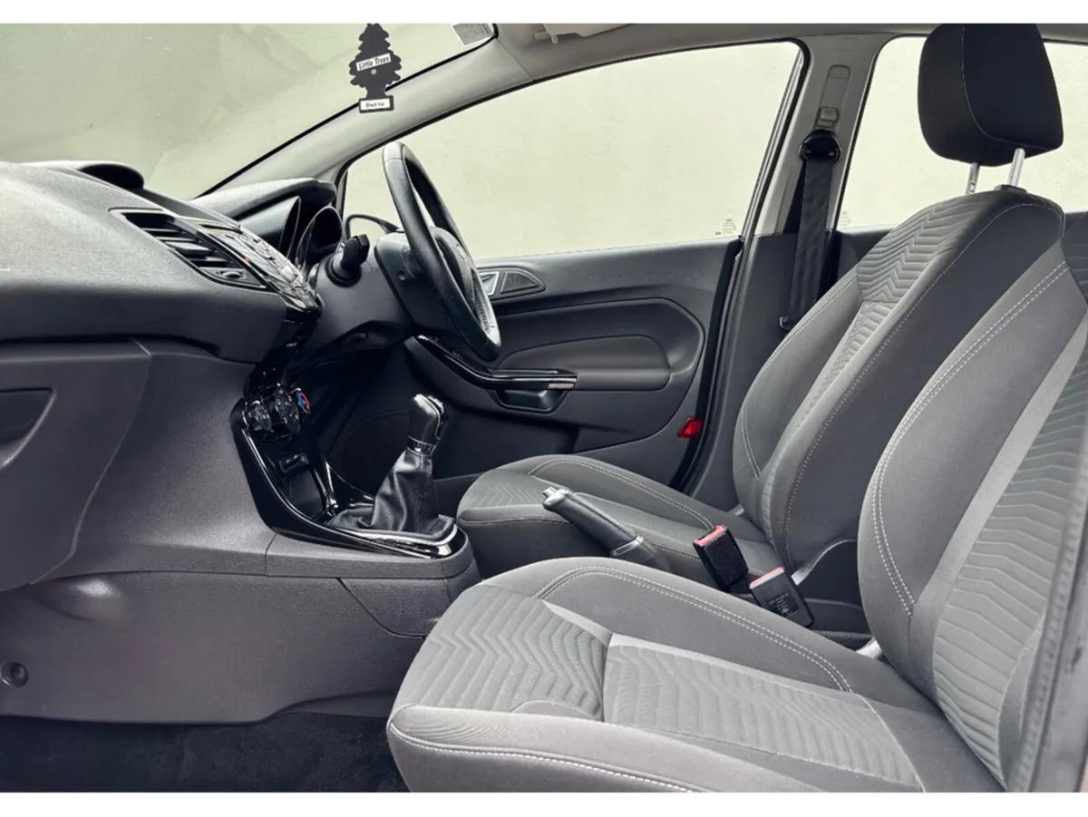 Ford Fiesta Hatchback, Petrol, 2016, Grey