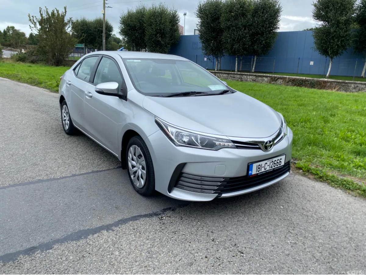 Toyota Corolla Saloon, Petrol, 2018, Grey