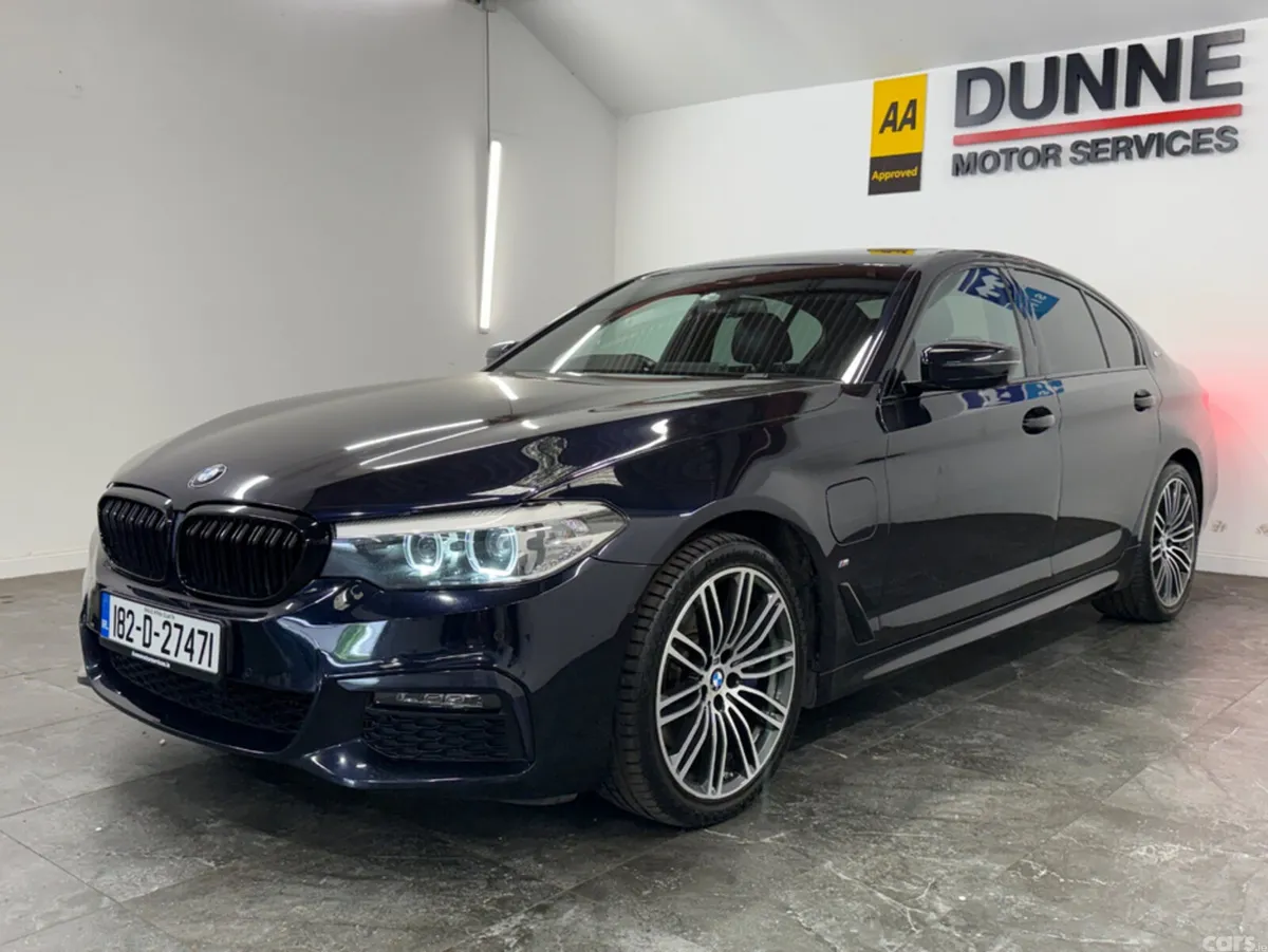 BMW 5-Series Saloon, Petrol Plug-in Hybrid, 2018, Black