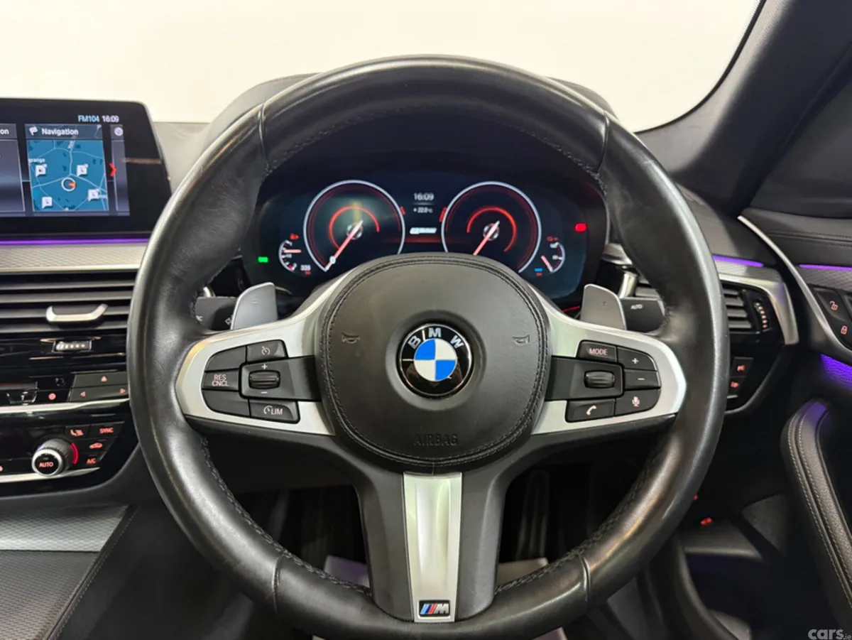 BMW 5-Series Saloon, Petrol Plug-in Hybrid, 2018, Black