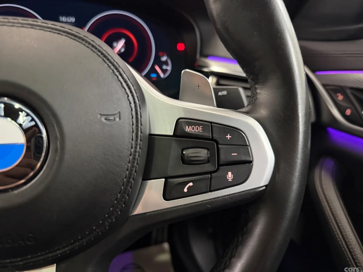 BMW 5-Series Saloon, Petrol Plug-in Hybrid, 2018, Black