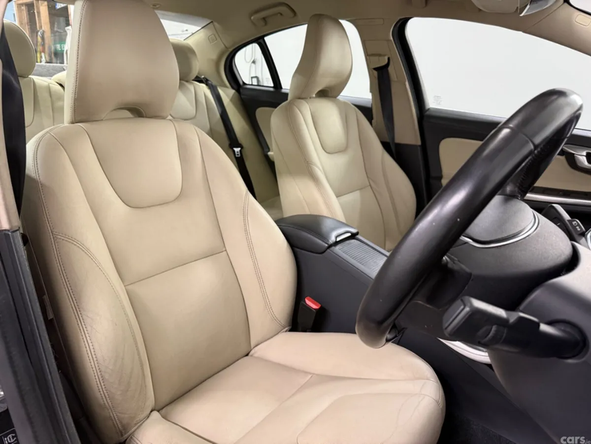 Volvo S60 Saloon, Diesel, 2018, Black