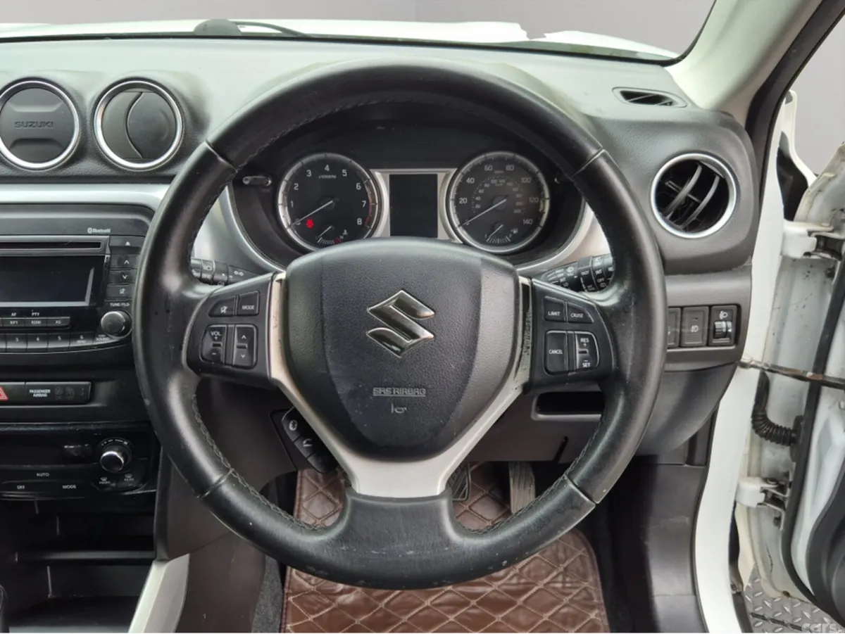 Suzuki Vitara Estate, Petrol, 2015, White