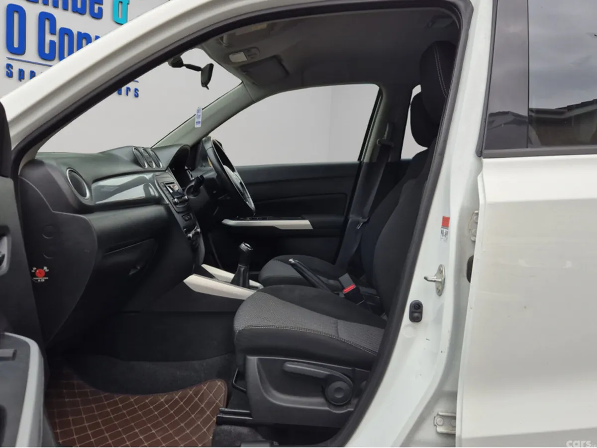 Suzuki Vitara Estate, Petrol, 2015, White