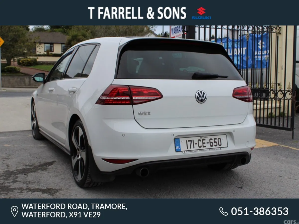 Volkswagen Golf Hatchback, Petrol, 2017, White