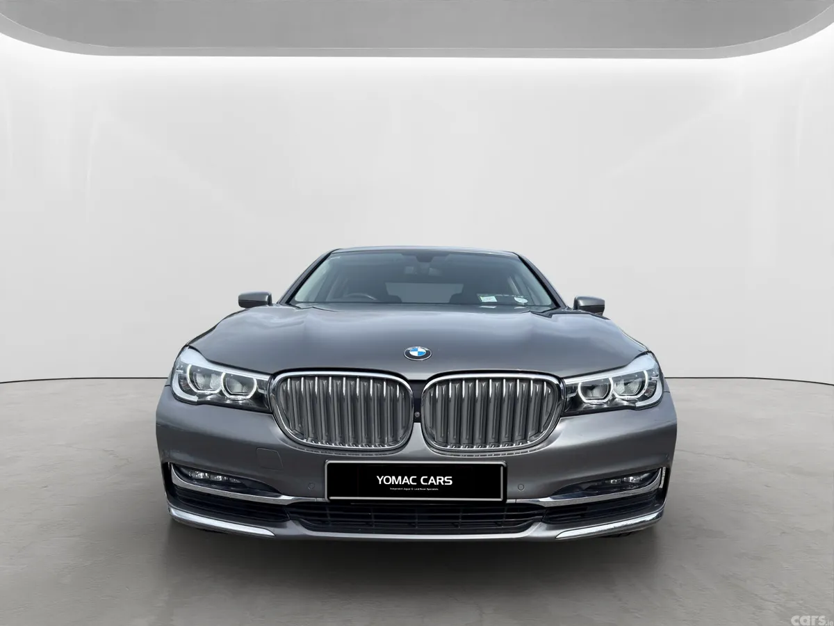 BMW 7-Series Saloon, Petrol Plug-in Hybrid, 2019, Grey
