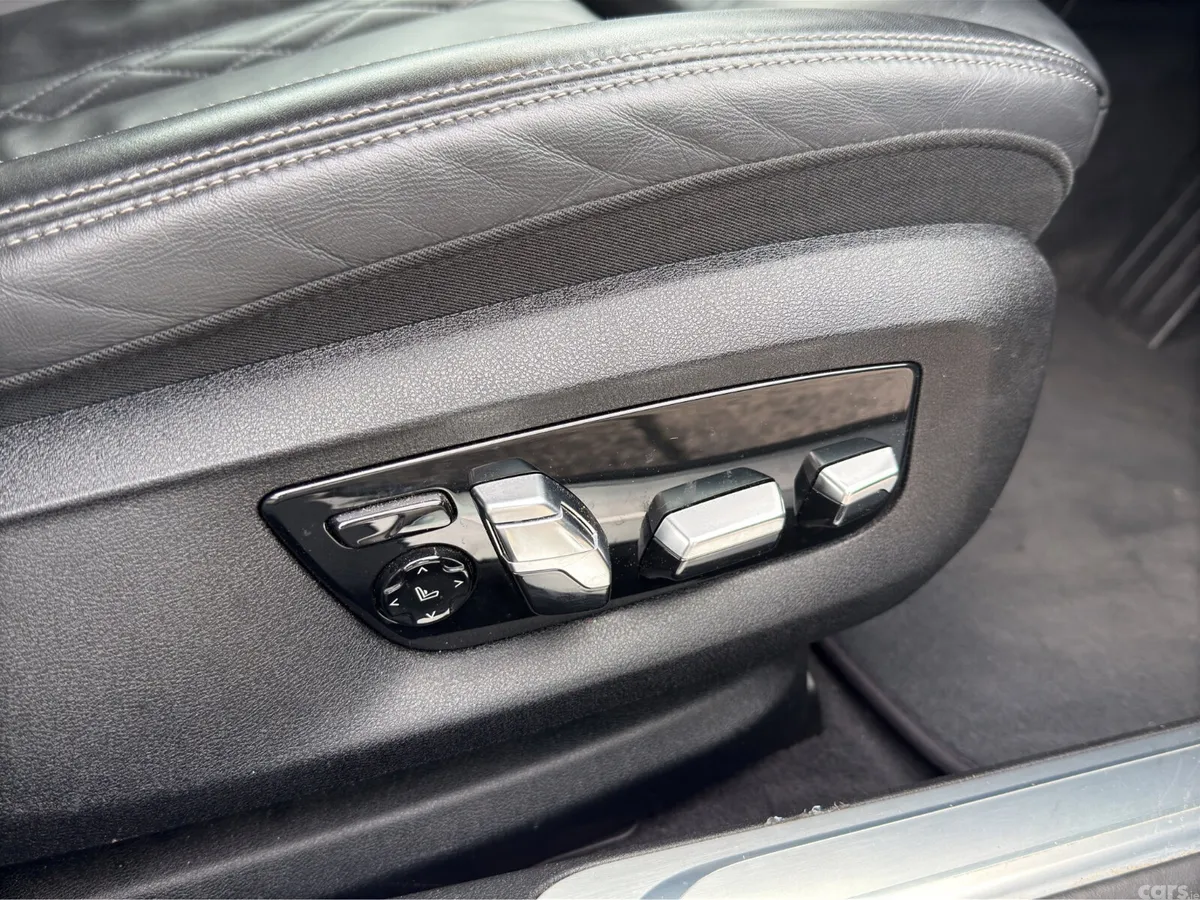 BMW 7-Series Saloon, Petrol Plug-in Hybrid, 2019, Grey
