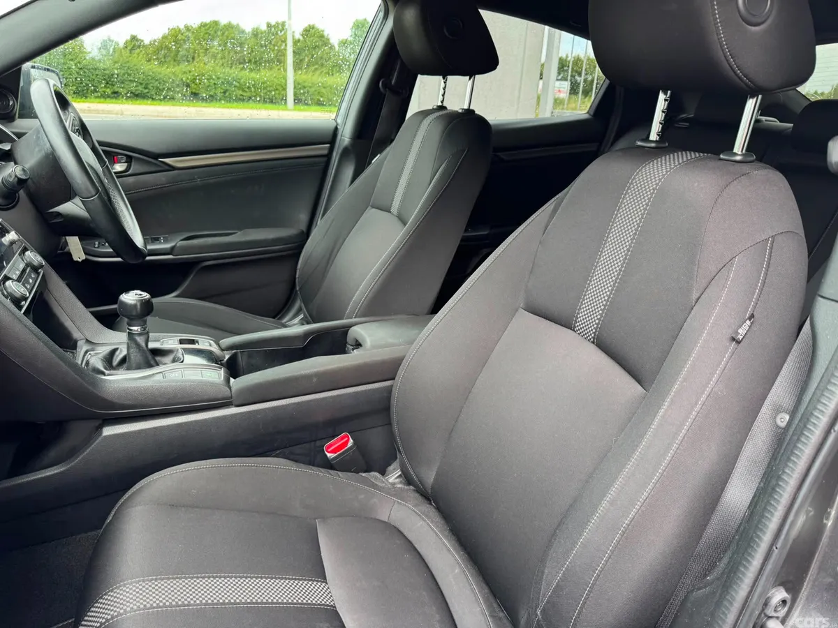Honda Civic Hatchback, Petrol, 2020, Grey