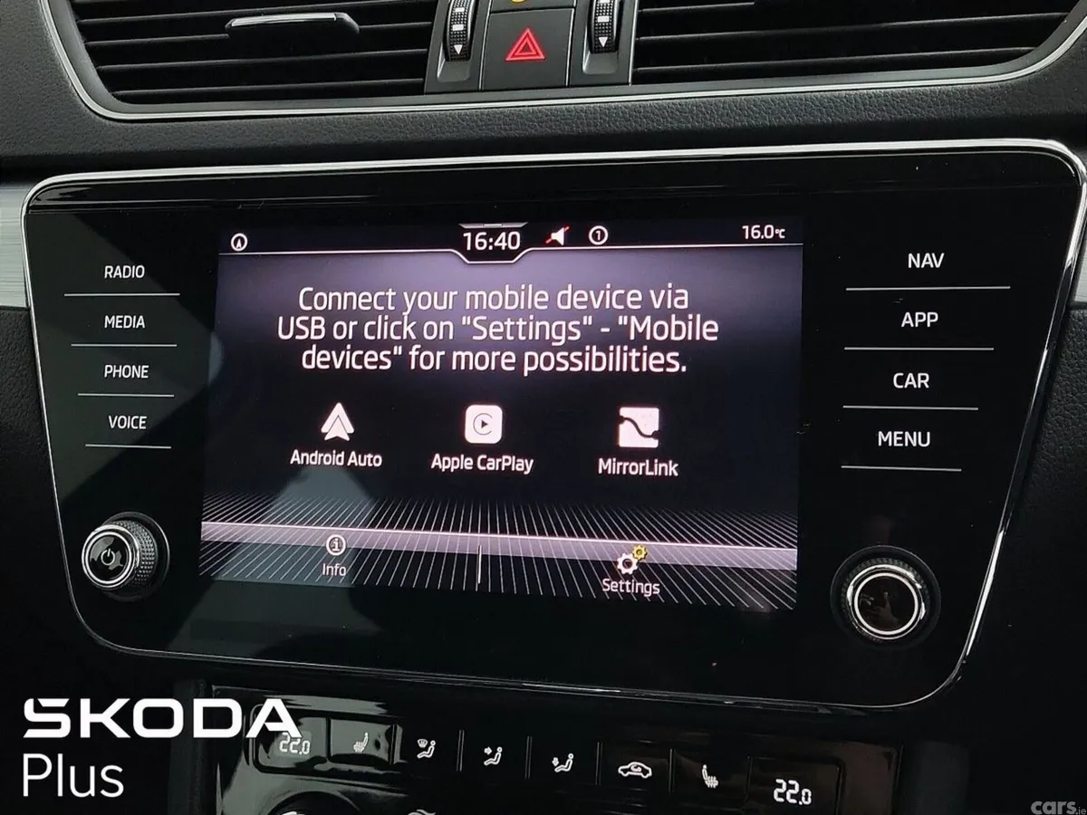 Skoda Superb Saloon, Diesel, 2025, White