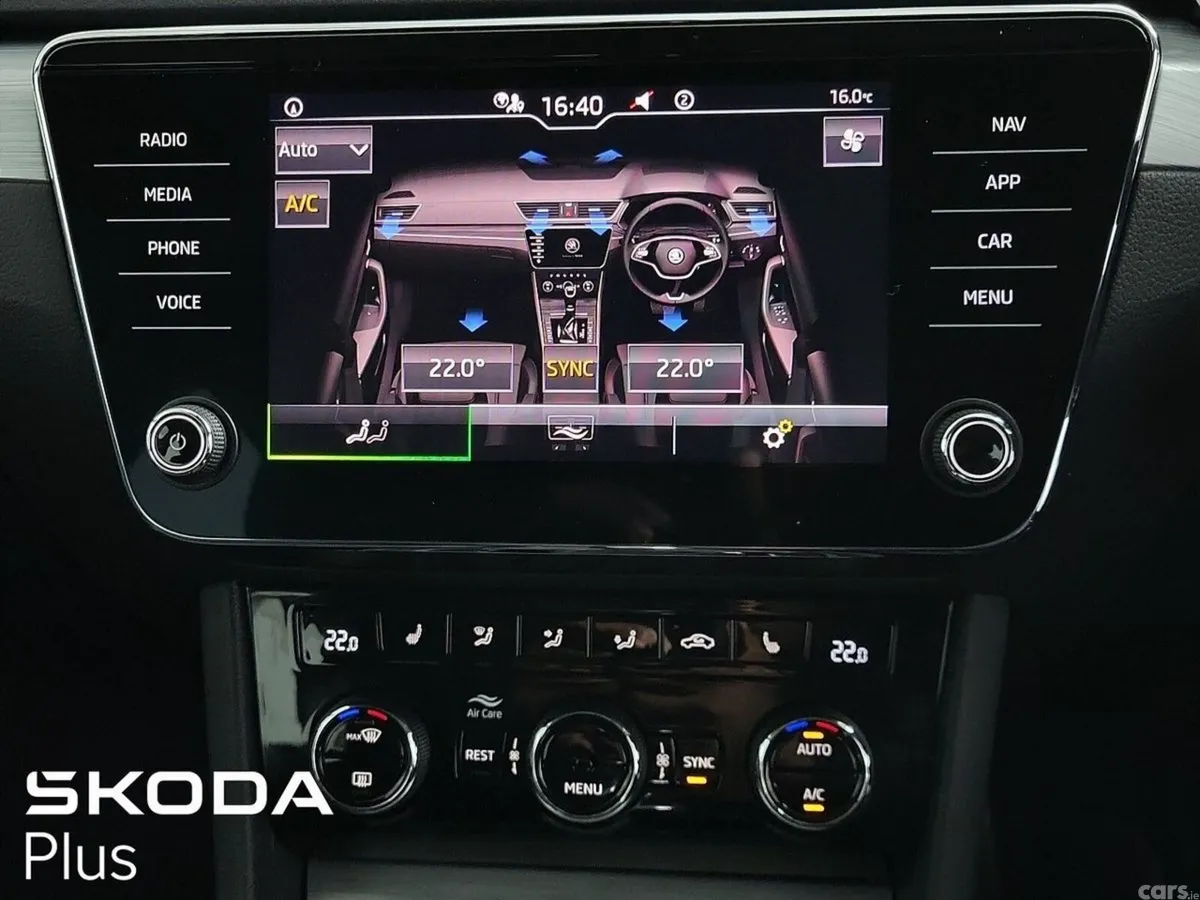 Skoda Superb Saloon, Diesel, 2025, White