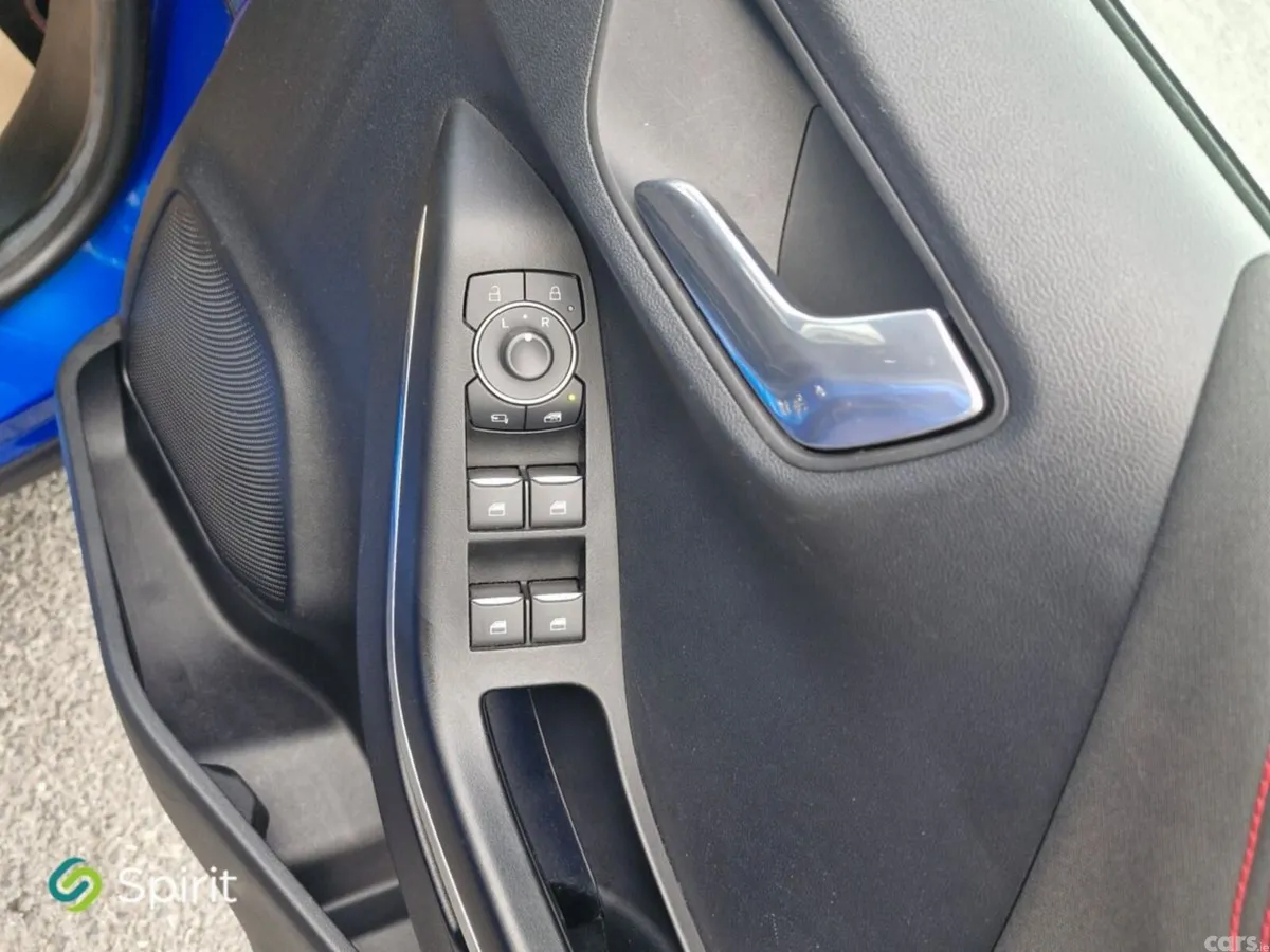 Ford Puma MPV, Petrol Hybrid, 2022, Blue
