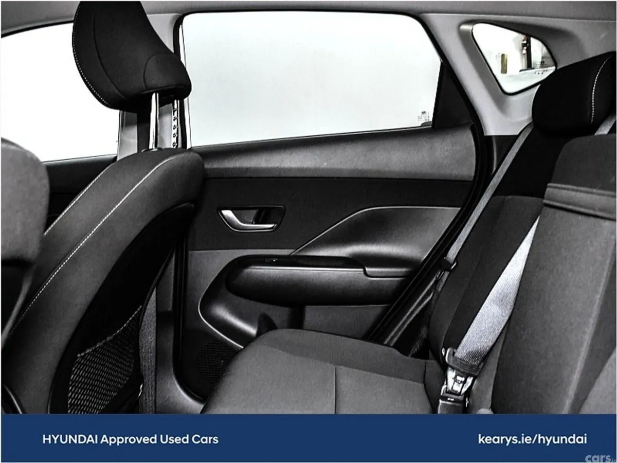 Hyundai KONA SUV, Petrol, 2026, White
