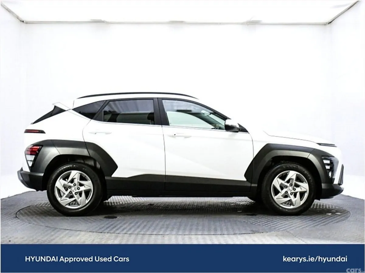 Hyundai KONA SUV, Petrol, 2026, White