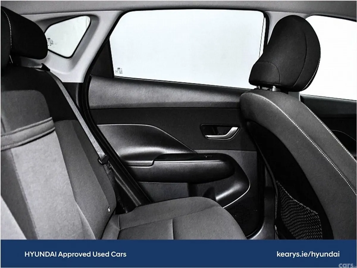 Hyundai KONA SUV, Petrol, 2026, White