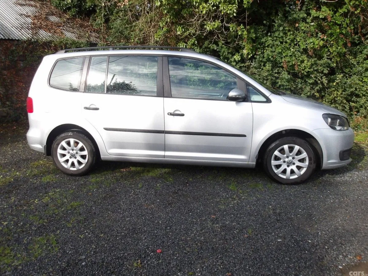 Volkswagen Touran MPV, Diesel, 2014, Silver